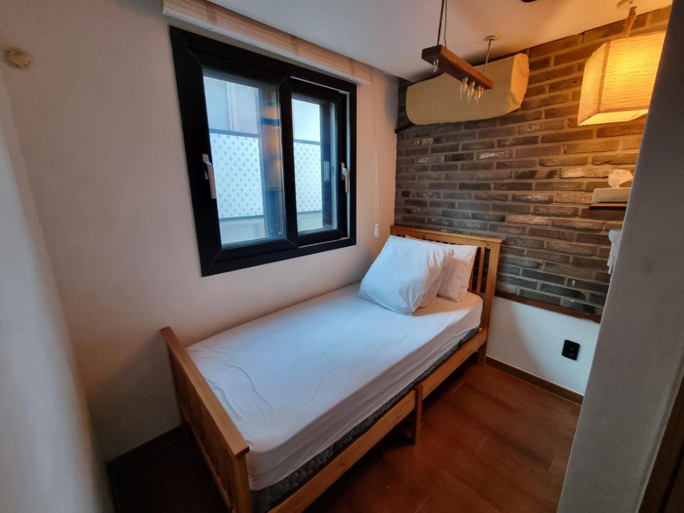 Hwon Guesthouse Seul Zewnętrze zdjęcie